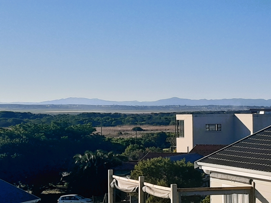 3 Bedroom Property for Sale in Paradise Beach Eastern Cape